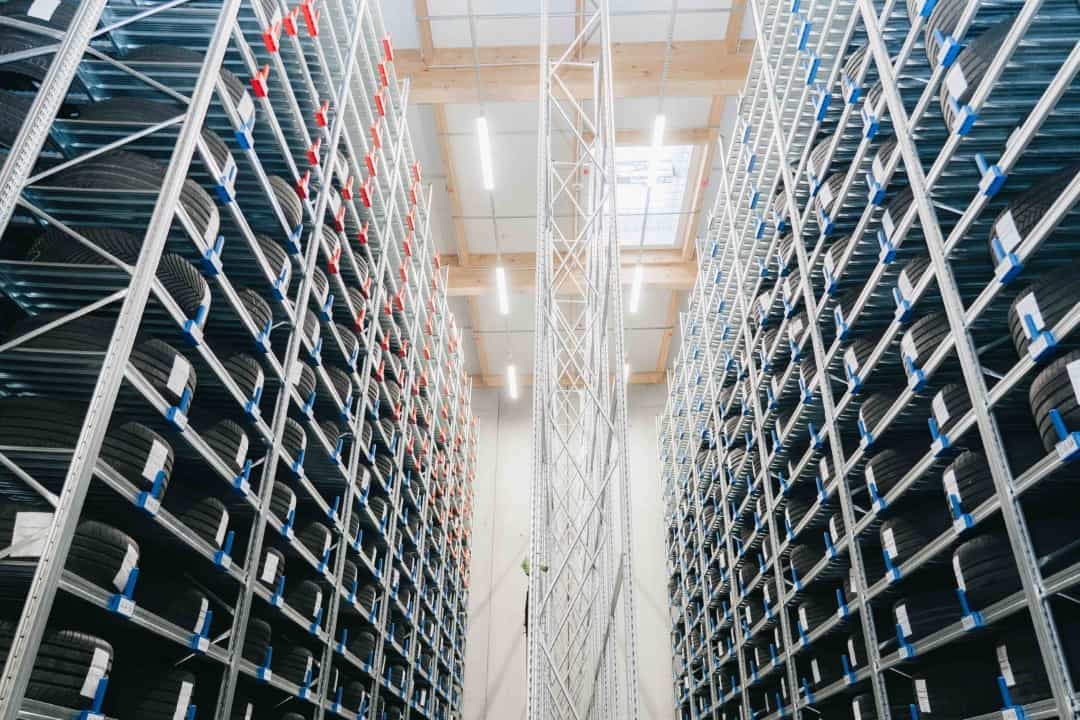 Service de Changement et Stockage des Roues