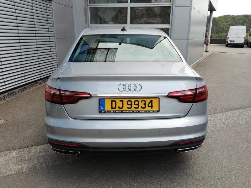 Audi A4 - Thumbnail 6