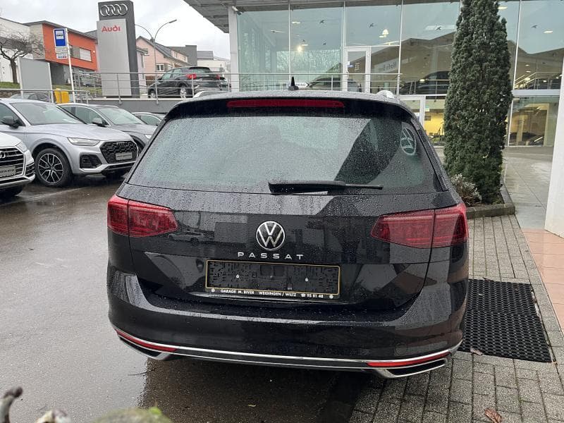 Volkswagen Passat Variant - Thumbnail 8