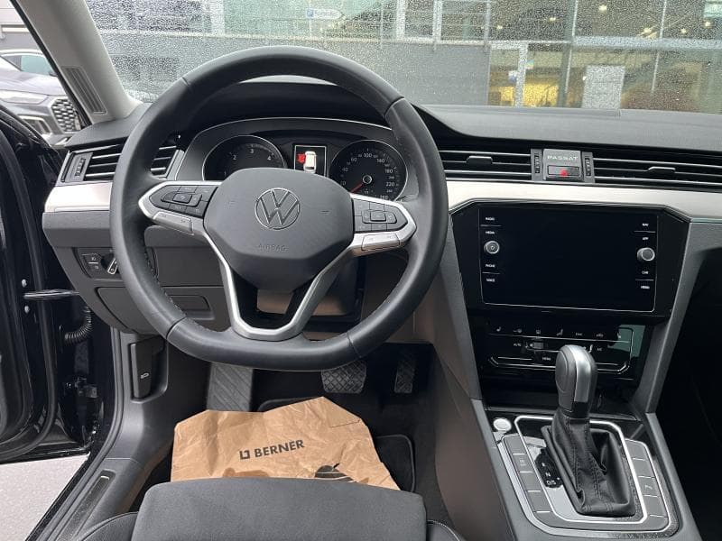 Volkswagen Passat Variant - Thumbnail 6