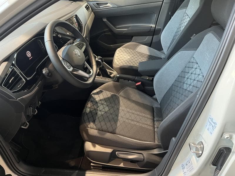 Volkswagen Polo - Thumbnail 6