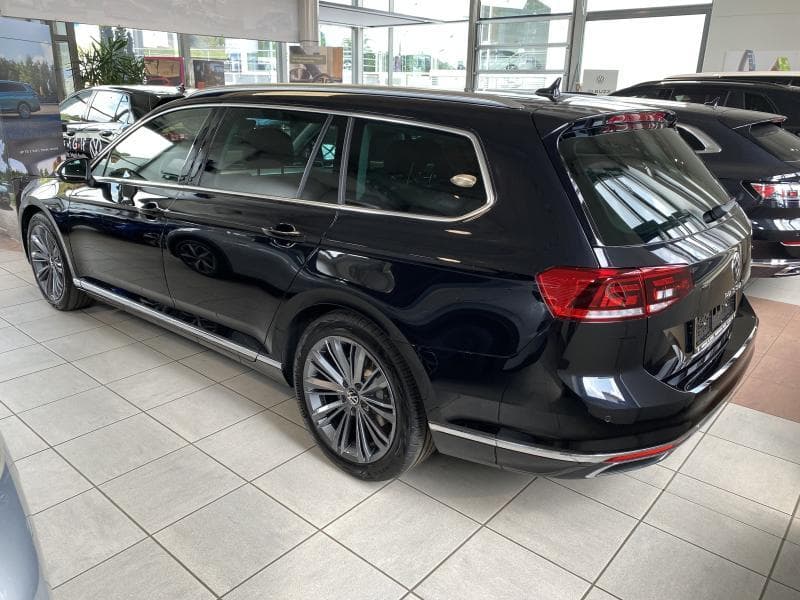 Volkswagen Passat Variant - Thumbnail 3