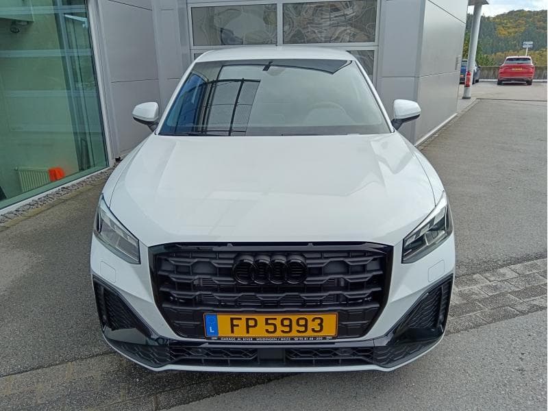 Audi Q2 - Thumbnail 3