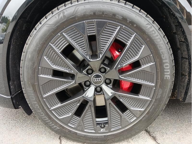 Audi Q8 e-tron - Thumbnail 7