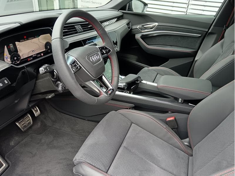 Audi Q8 e-tron - Thumbnail 9