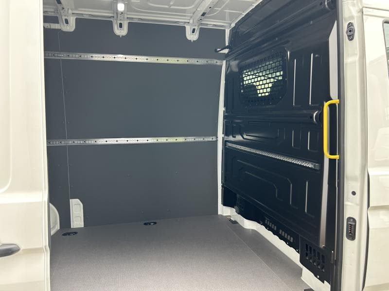 Volkswagen Crafter - Thumbnail 9