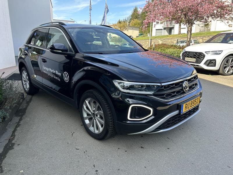 Volkswagen T-Roc - Thumbnail 4