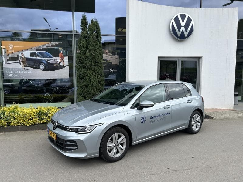 Volkswagen Golf - Thumbnail 2
